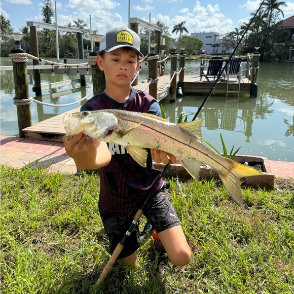 Meet your Posher, Kim - Picture 2 of 14